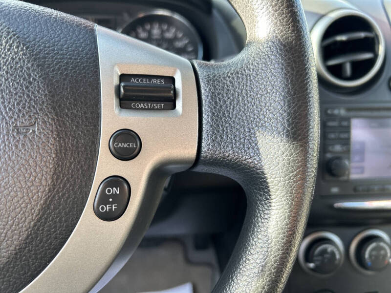 2011 Nissan Rogue SV