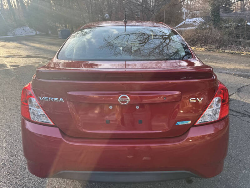 2015 Nissan Versa 1.6 SL