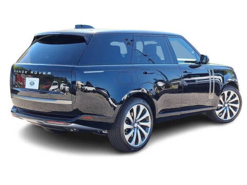 2025 Land Rover Range Rover P530 SE