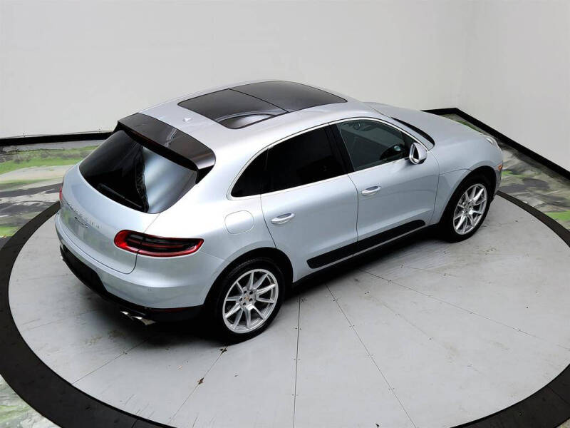 2016 Porsche Macan S