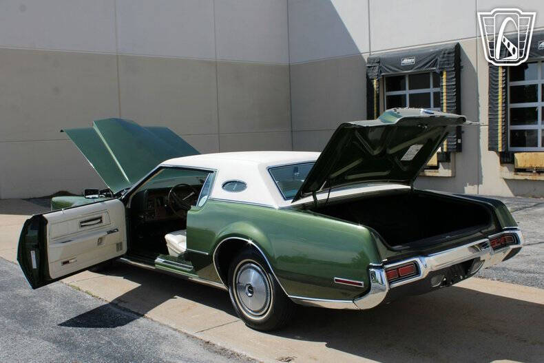 1972 Lincoln Continental