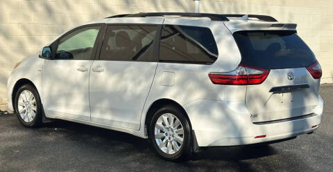 2016 Toyota Sienna