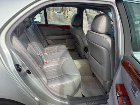 2003 Lexus LS 430