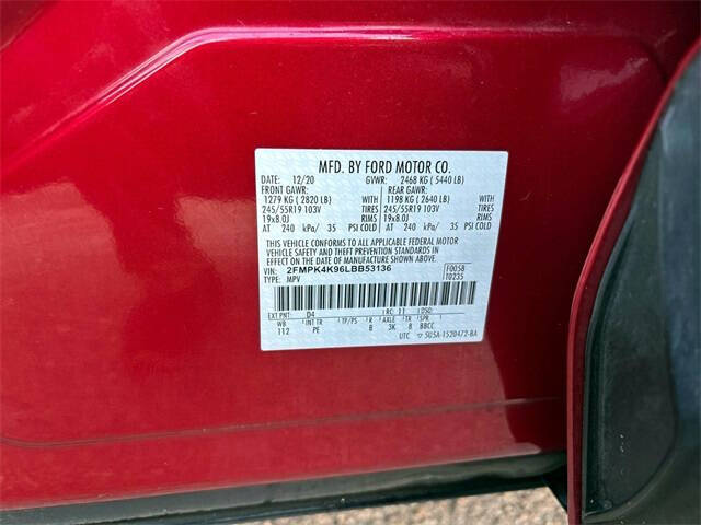 2020 Ford Edge Titanium