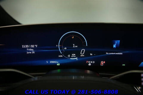 2024 Cadillac LYRIQ Tech