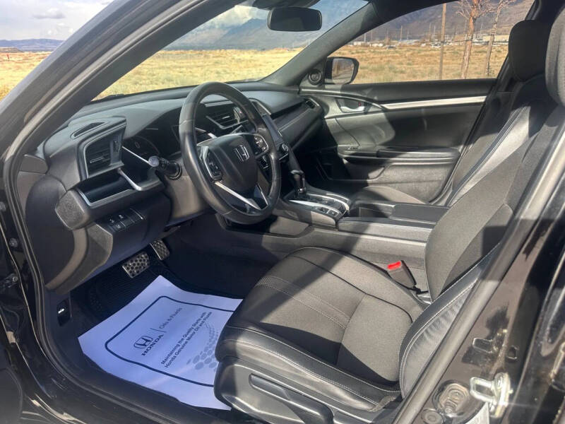 2020 Honda Civic Sport