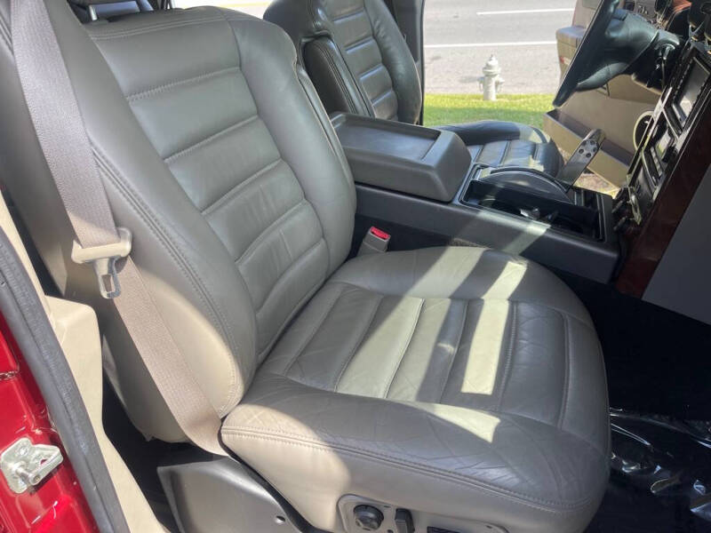 2004 HUMMER H2