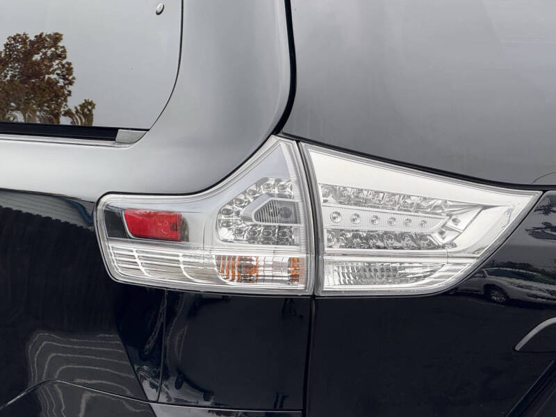 2017 Toyota Sienna SE 8-Passenger