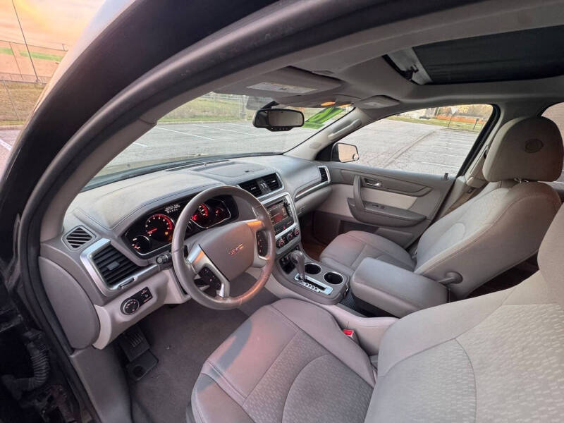 2016 GMC Acadia SLE-2