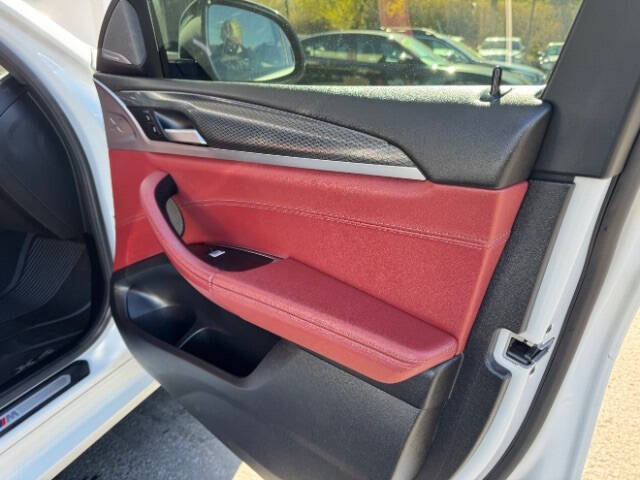 2024 BMW X4 xDrive30i