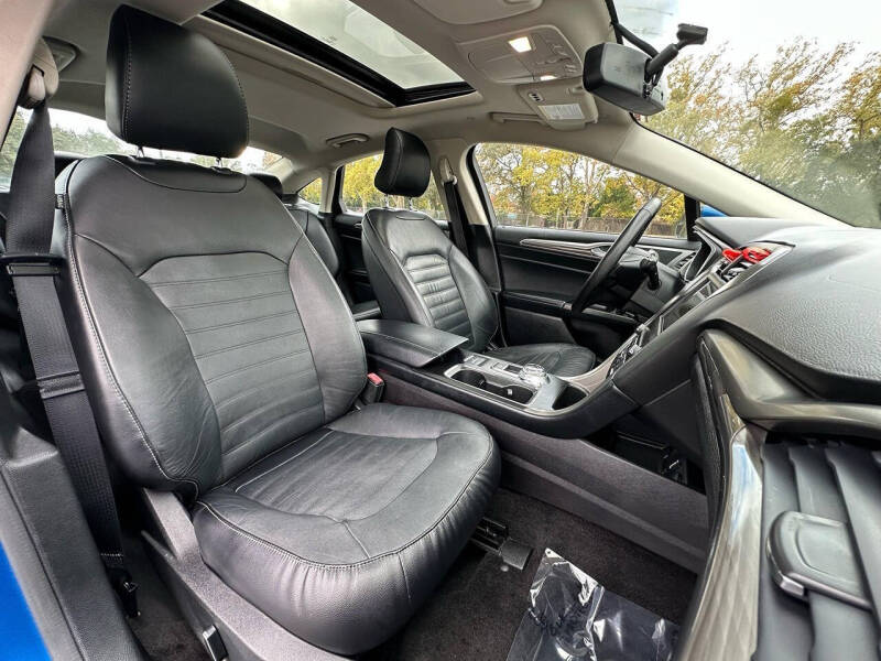 2017 Ford Fusion Energi SE Luxury