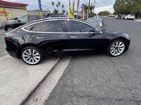 2020 Tesla Model 3 Long Range