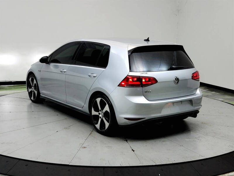 2016 Volkswagen Golf GTI S