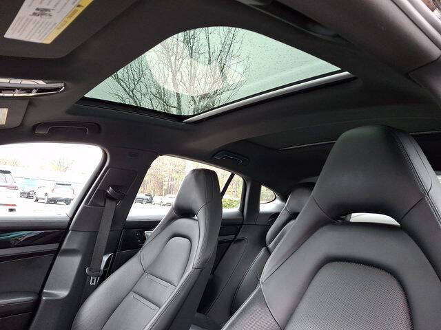 2019 Porsche Panamera 4