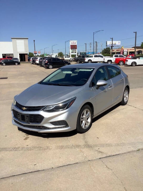 2017 Chevrolet Cruze LT Auto