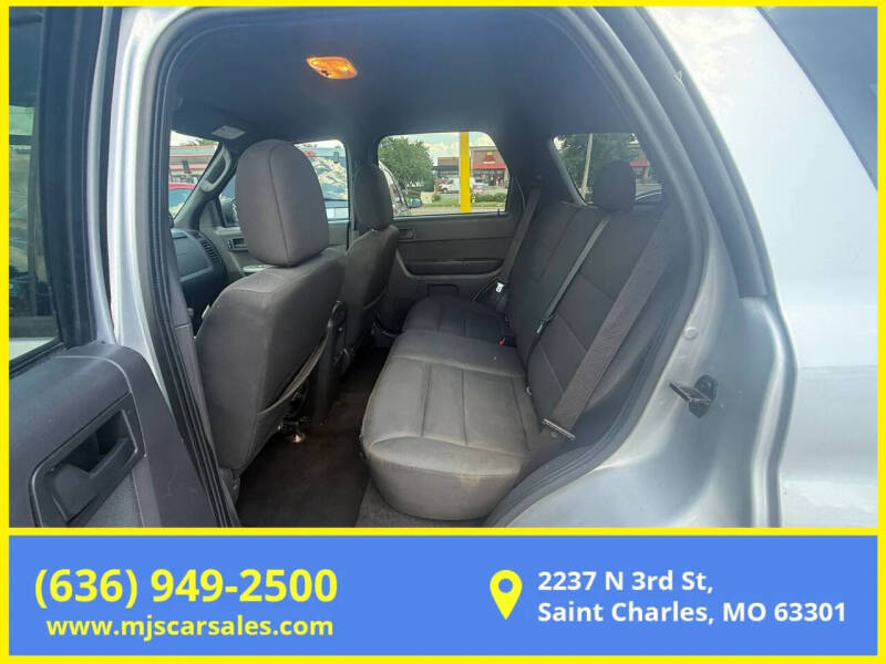 2011 Ford Escape XLT
