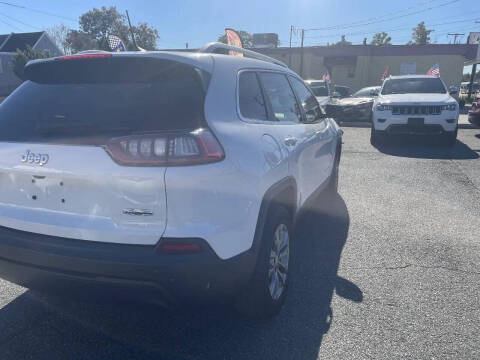 2019 Jeep Cherokee Latitude Plus
