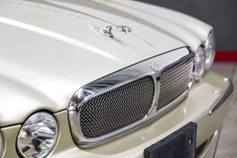 2006 Jaguar XJ-Series XJ8