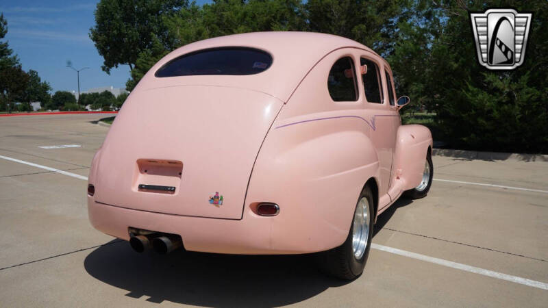 1947 Ford Customline