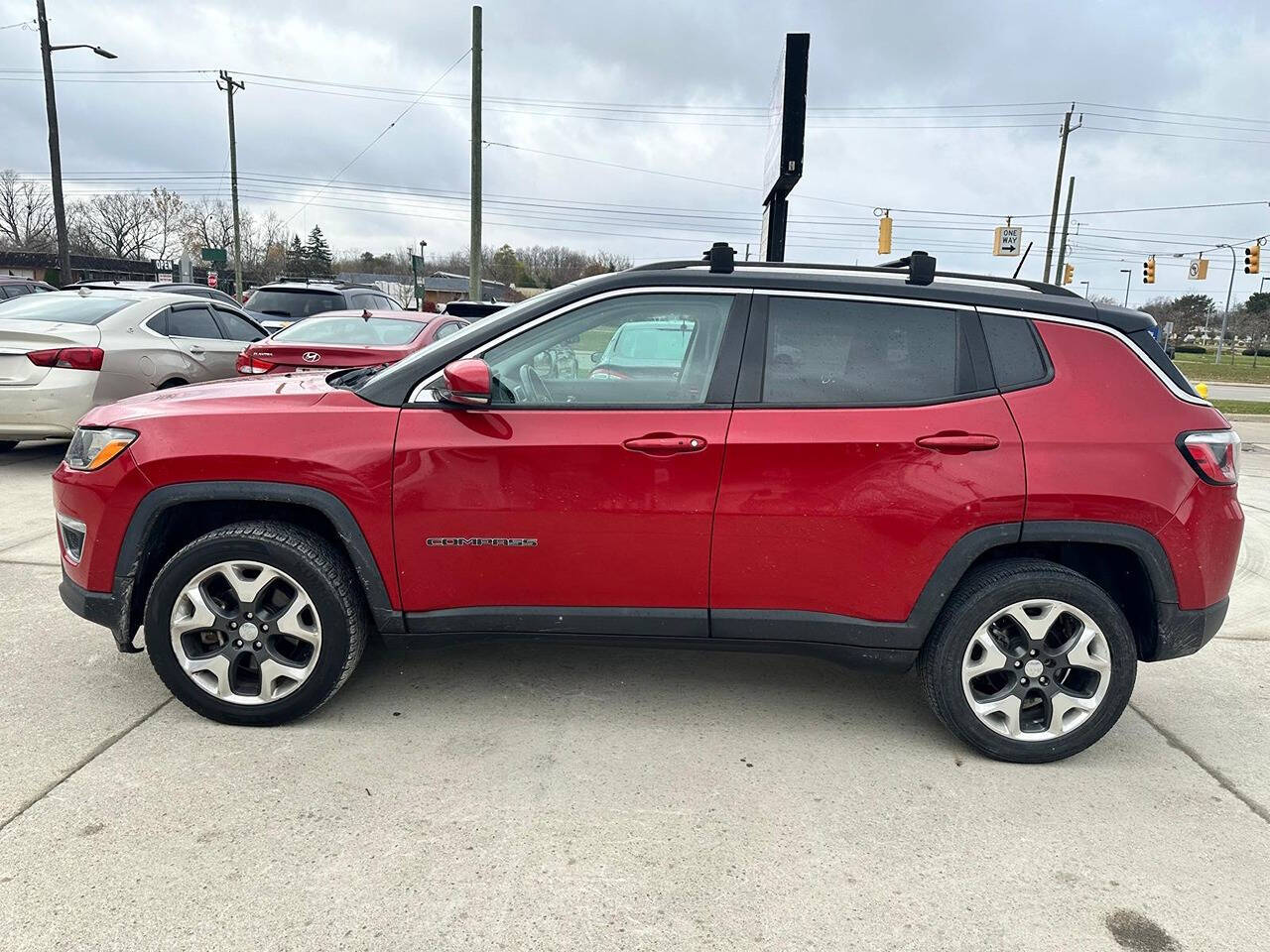 2017 Jeep Compass for sale at River Rides Auto Sale in Riverview, MI