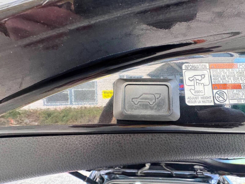 2016 Toyota RAV4 Hybrid XLE