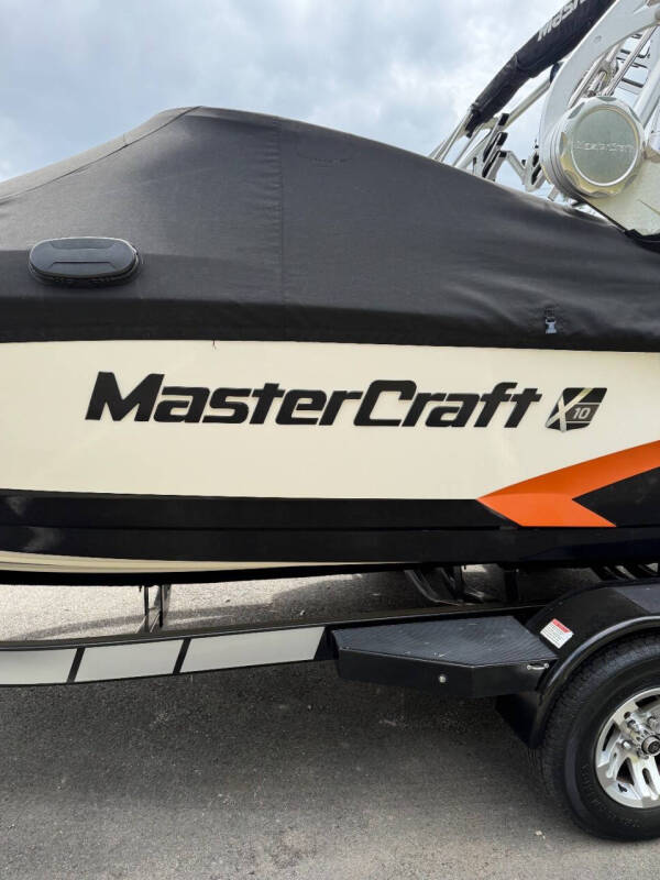 2014 MasterCraft X10
