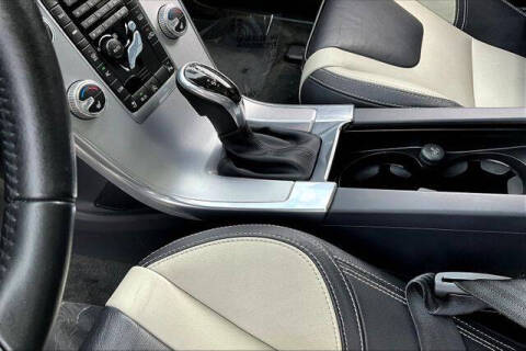 2017 Volvo XC60 T6 Dynamic