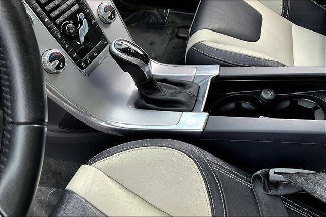 2017 Volvo XC60 T6 Dynamic