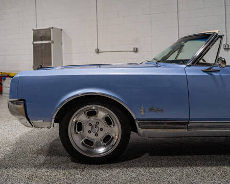 1965 Oldsmobile Starfire