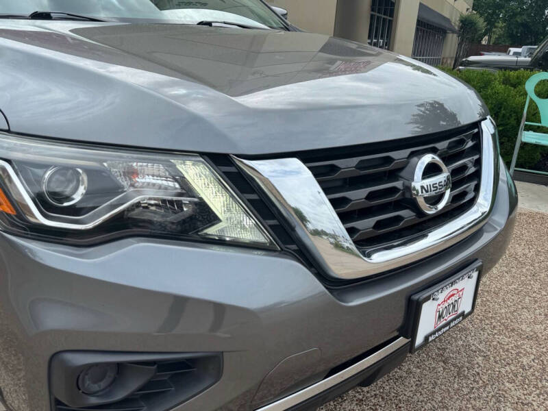 2020 Nissan Pathfinder S