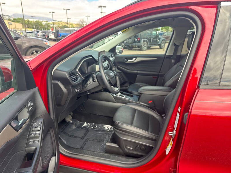 2022 Ford Escape SEL