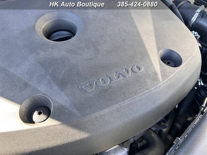 2019 Volvo XC40 T5 Momentum