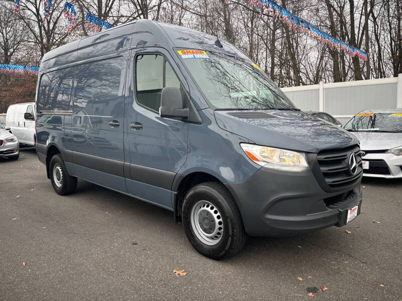 2019 Mercedes-Benz Sprinter Crew Van Base's photo