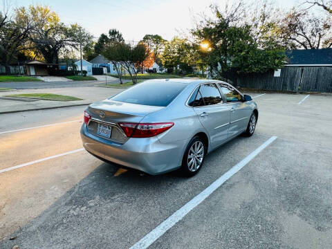2016 Toyota Camry XLE