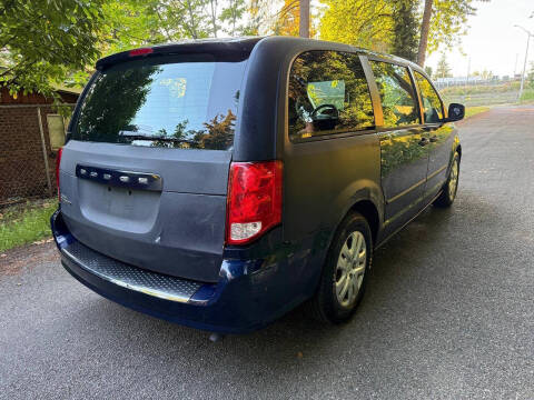 2014 Dodge Grand Caravan American Value Package