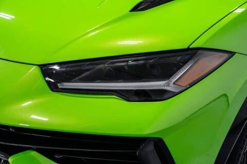 2023 Lamborghini Urus Performante