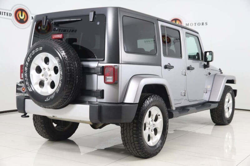 2013 Jeep Wrangler Unlimited Sahara