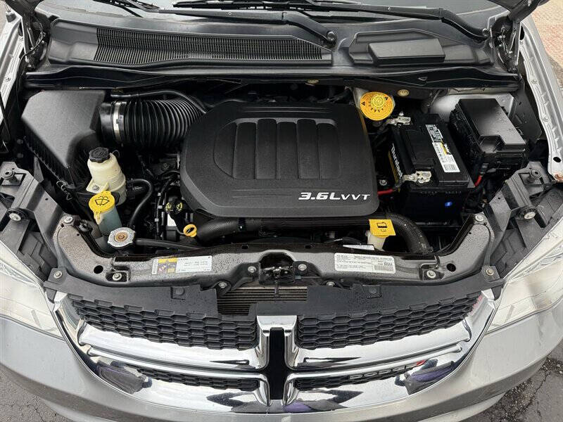 2017 Dodge Grand Caravan SE