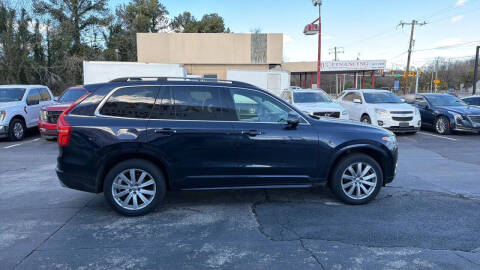 2016 Volvo XC90 T6 Momentum