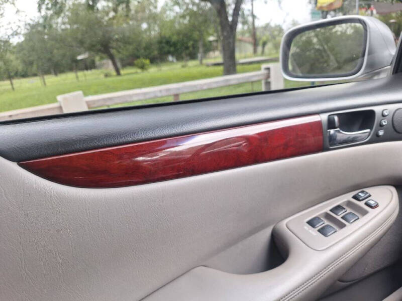 2003 Lexus ES 300