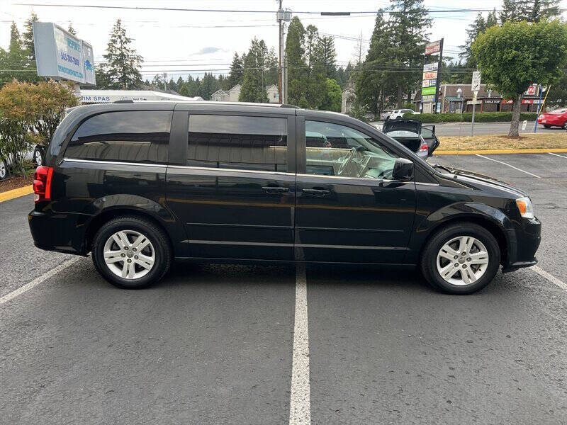 2012 Dodge Grand Caravan Crew