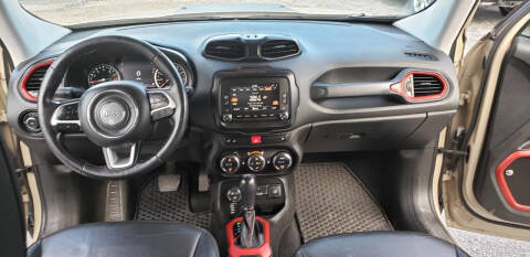 2016 Jeep Renegade Trailhawk