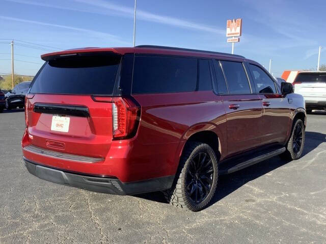 2021 GMC Yukon XL AT4