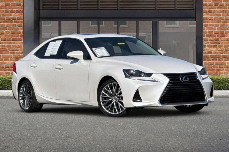 2017 Lexus IS 200t