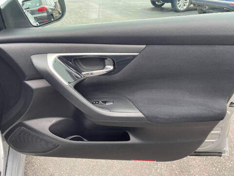 2017 Nissan Altima 2.5 SV