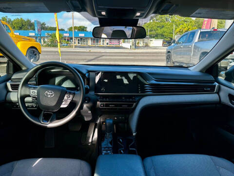 2025 Toyota Camry LE