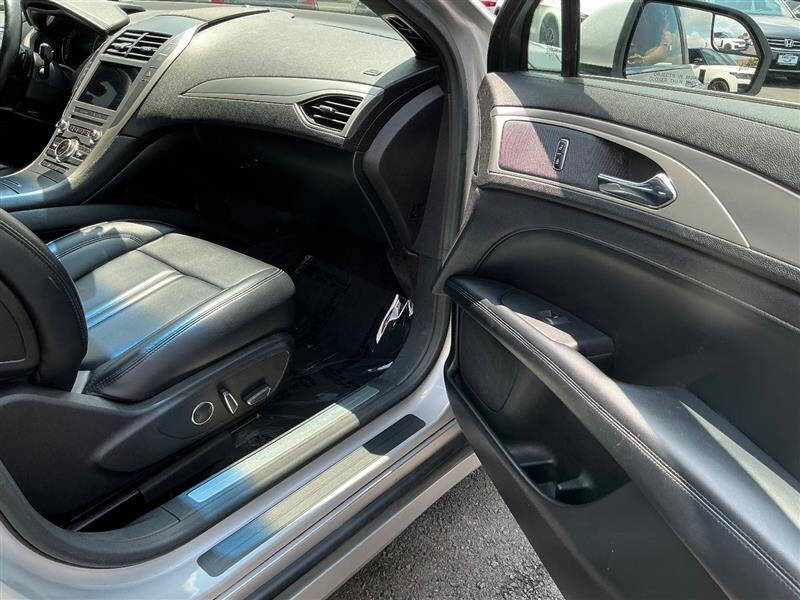 2017 Lincoln MKZ Premiere