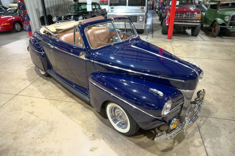 1941 Ford Super Deluxe