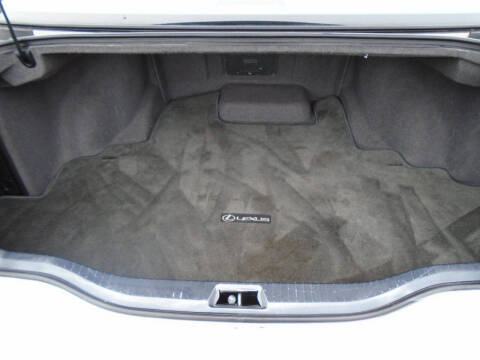2004 Lexus LS 430