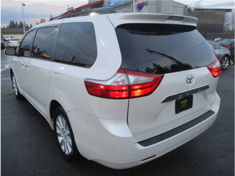 2015 Toyota Sienna Limited Premium 7-Passenger